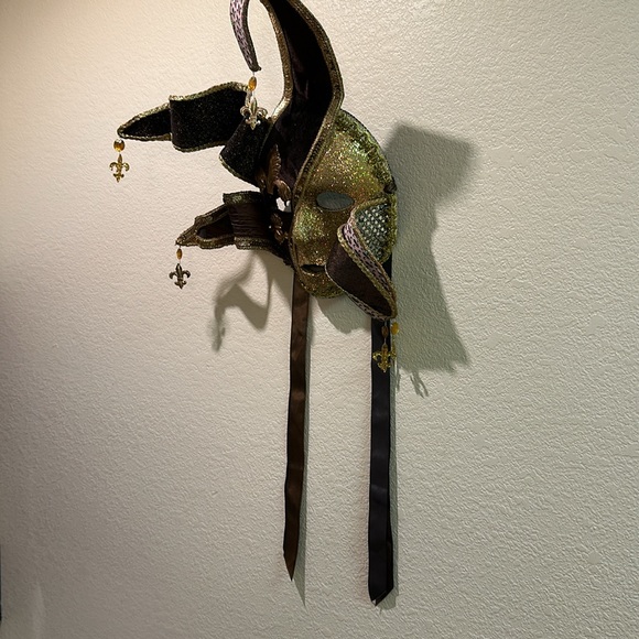 Incredible Marci Gras Mask. Hand crafted in Italy - Picture 2 of 4